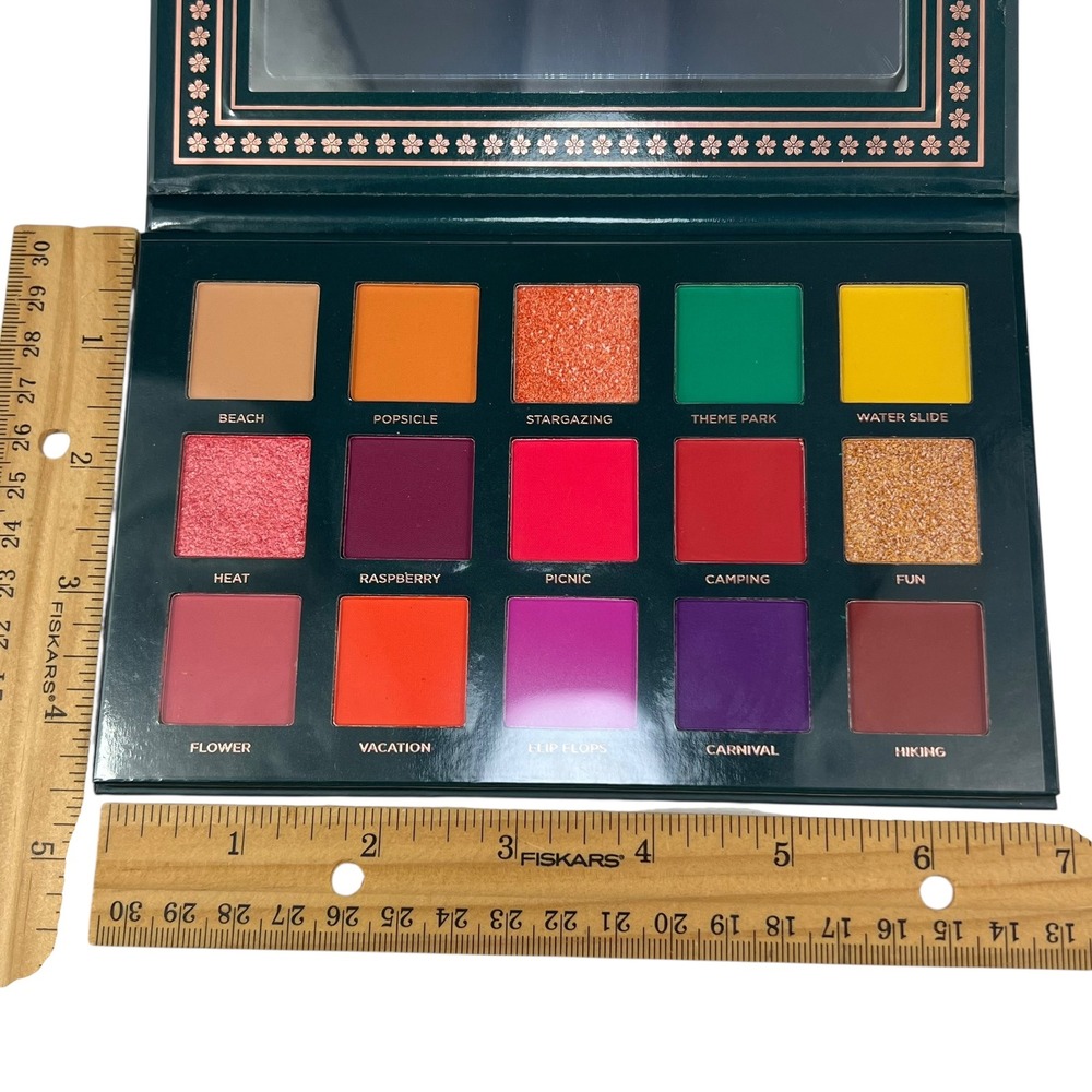ACE BEAUTE Nostalgia 15 Color Eyeshadow Palette - Picture 3 of 5